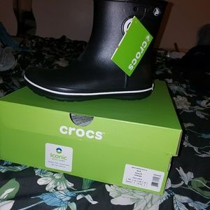 Black croc rainboots